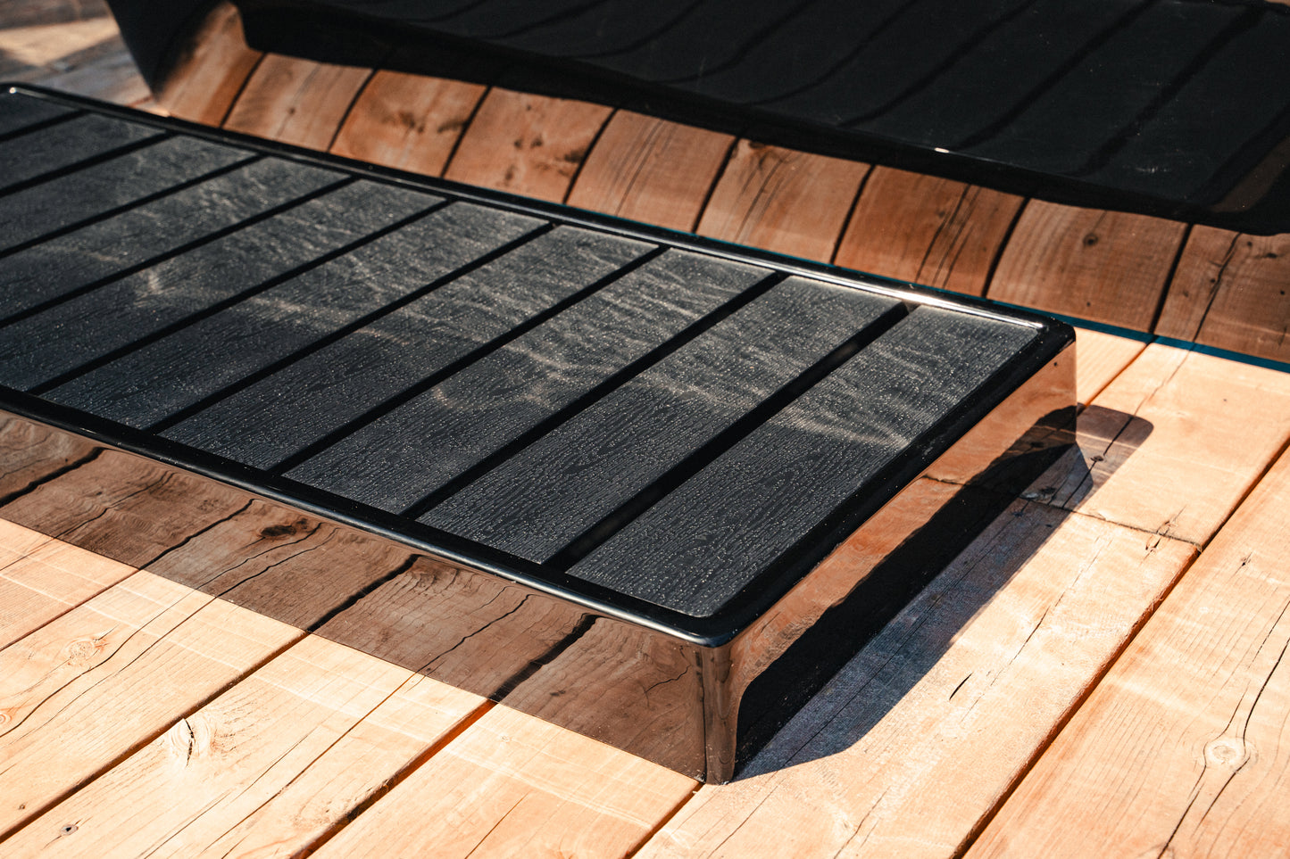 Water Collecting Step - Nordik Recovery Prestige